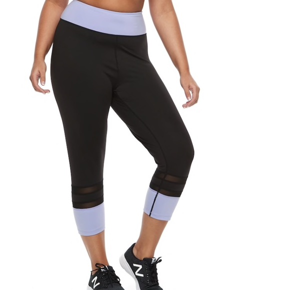 Wild Majesty Pants - BNWT Wild Majesty Yoga Capri leggings 2X